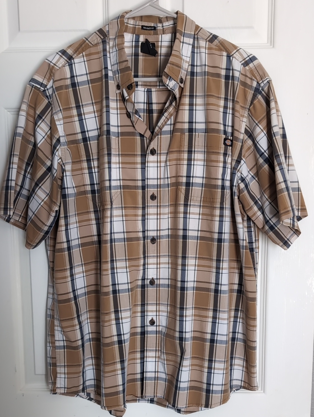 Dickies Men's Tan White and Black Plaid Short-Sleeve Button-Down Shirt
